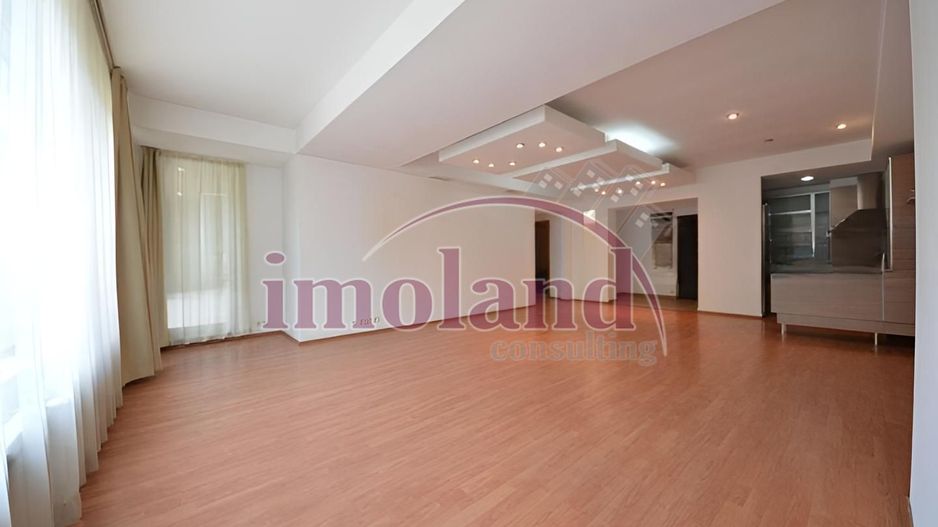Inchiriere apartament 3 cam 120 mp-Sos. Nordului cu vedere spre Parcul Herastrau - Poză 7