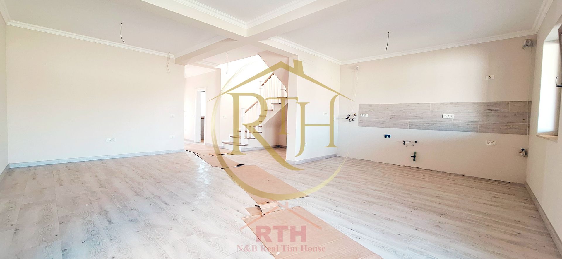 Oferim spre vanzare Duplex cu 5 camere situat in Giroc aproape de DAF - Poză 7