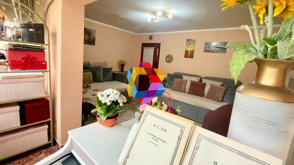 Apartament cu patru camere, zona Judetean 77mp - Poză 3