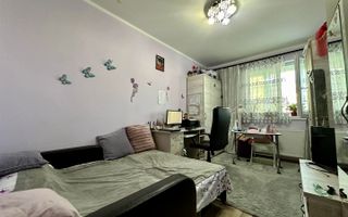 Apartament cu 3 camere mobilat si utilat la parter in Giroc la asfalt. - Poză 8