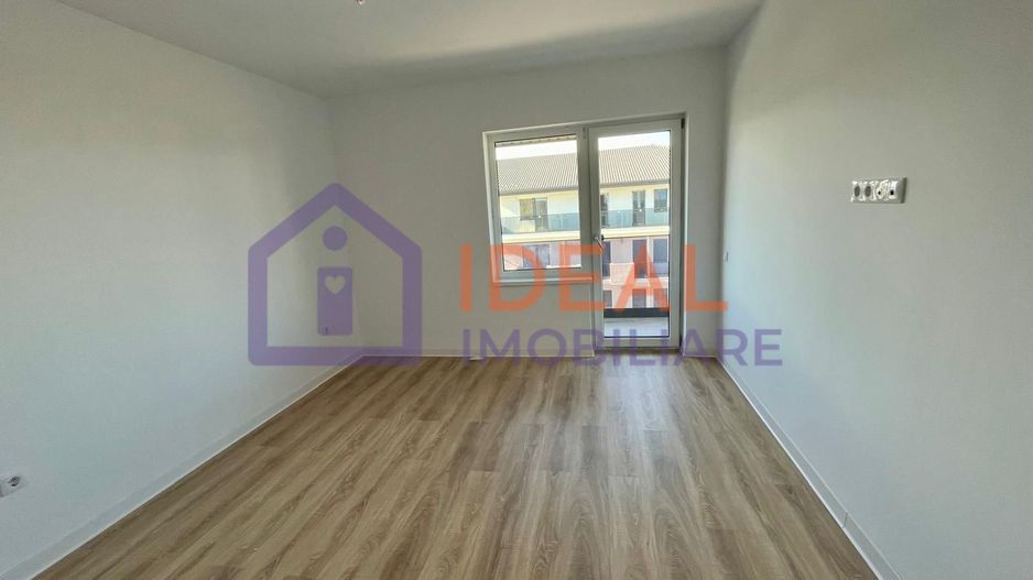 Apartament cu 3 camere de vânzare– Doamna Stanca - Poză 2