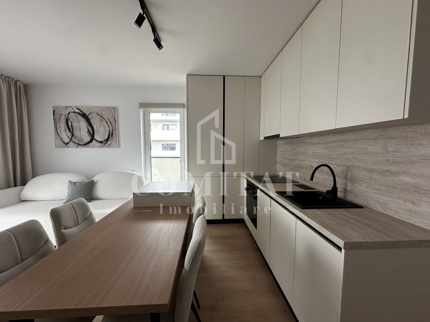 Apartamnet la cheie | Etaj intermediar | Zona Eroior Floresti - Poză 4