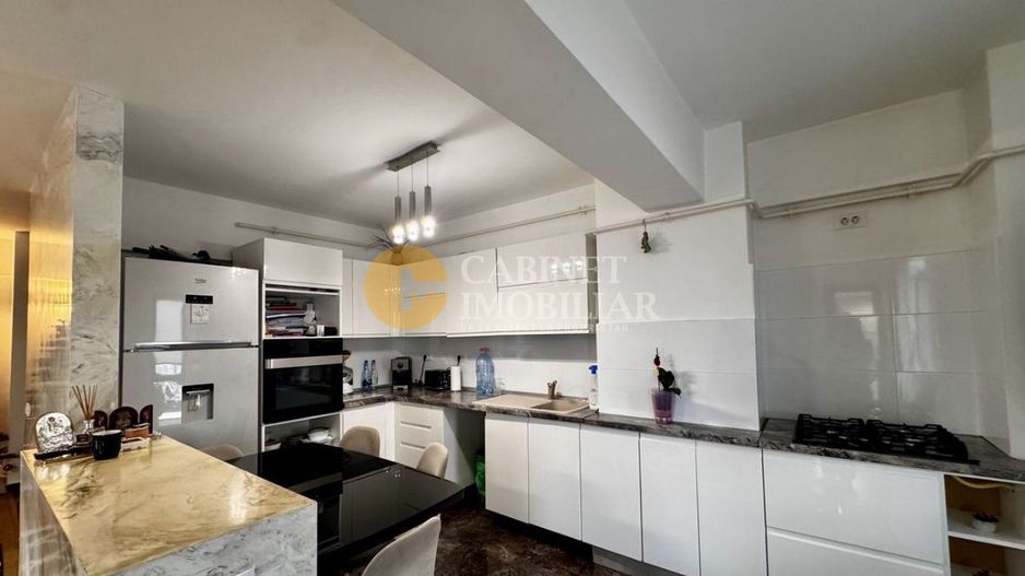 Penthouse 3 camere DECOMANDAT--Rond Mall Moldova - Poză 3