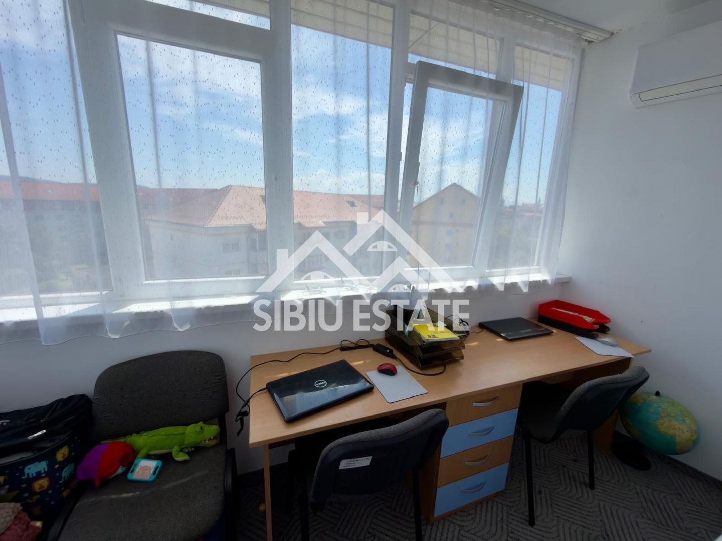 Apartament 75 mp. 3 camere 3 balcoane  decomandat in Sibiu- Terezian - Poză 13