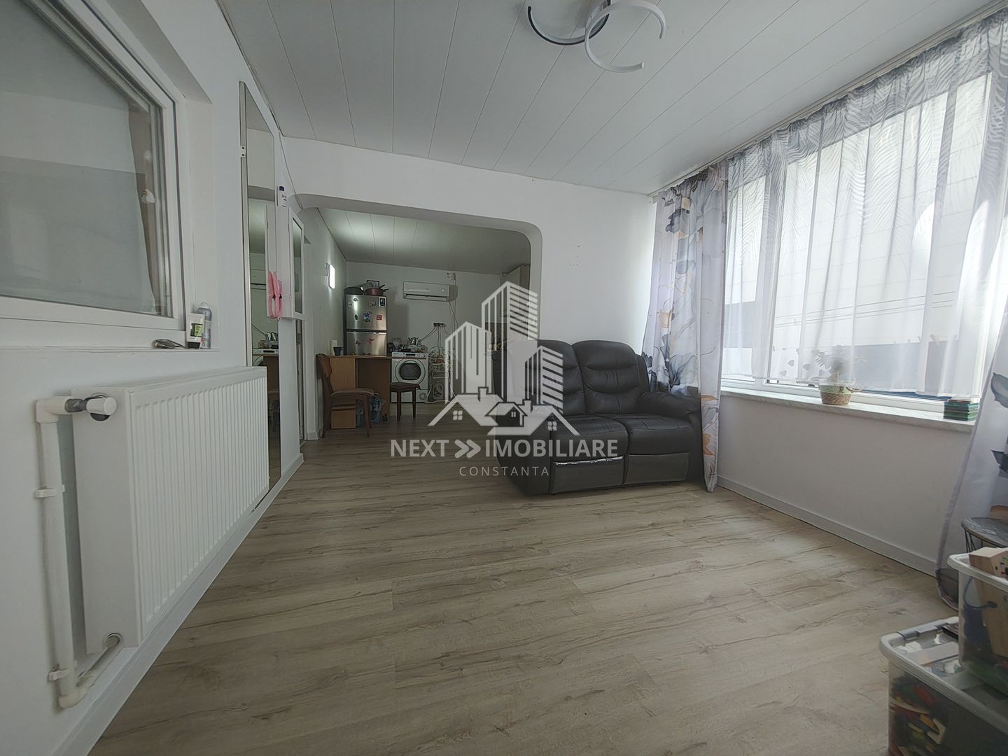 Casa de vacanta Costinesti 17 camere + un aprtament 2 camere - Poză 14