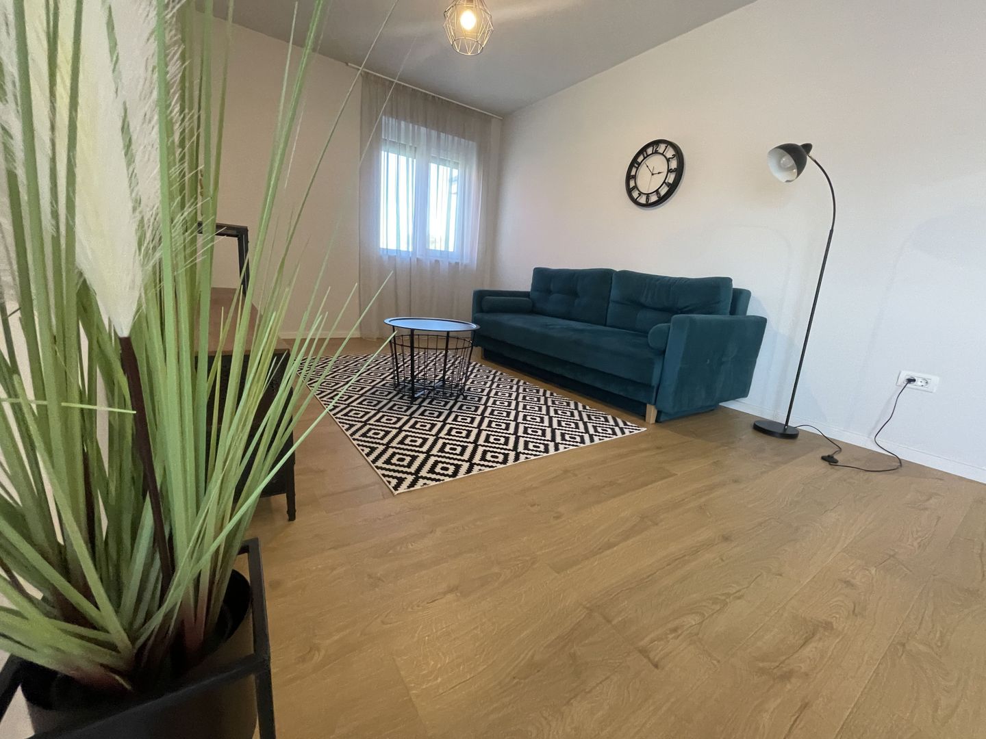 Bloc Nou | Parcare Privată | Mobilat Complet – 2 camere Braytim–Soarelui - Poză 1
