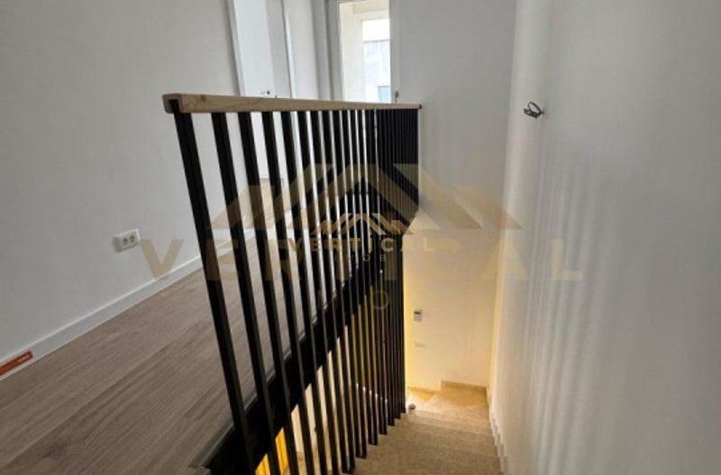 Casă duplex, 280 mp teren, 4 camere com Berceni/ Vidra - Poză 7