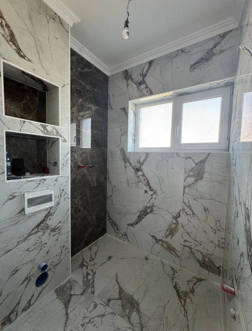 Casa de familie in zona rezidentiala - Poză 8