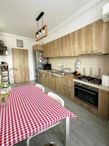 3 camere la Cheie,18 mp terasa, Mărăști!! - Poză 2