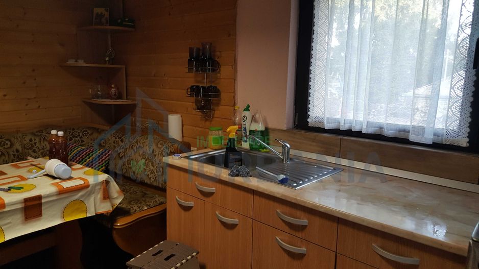 Inchiriez apartament cu 1 camera 50 mp Tatarasi - Poză 5