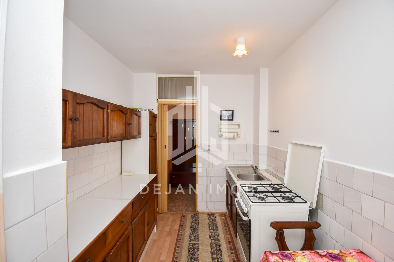 Locație excelentă, potențial nelimitat – Apartament cu 3 camere - Poză 6