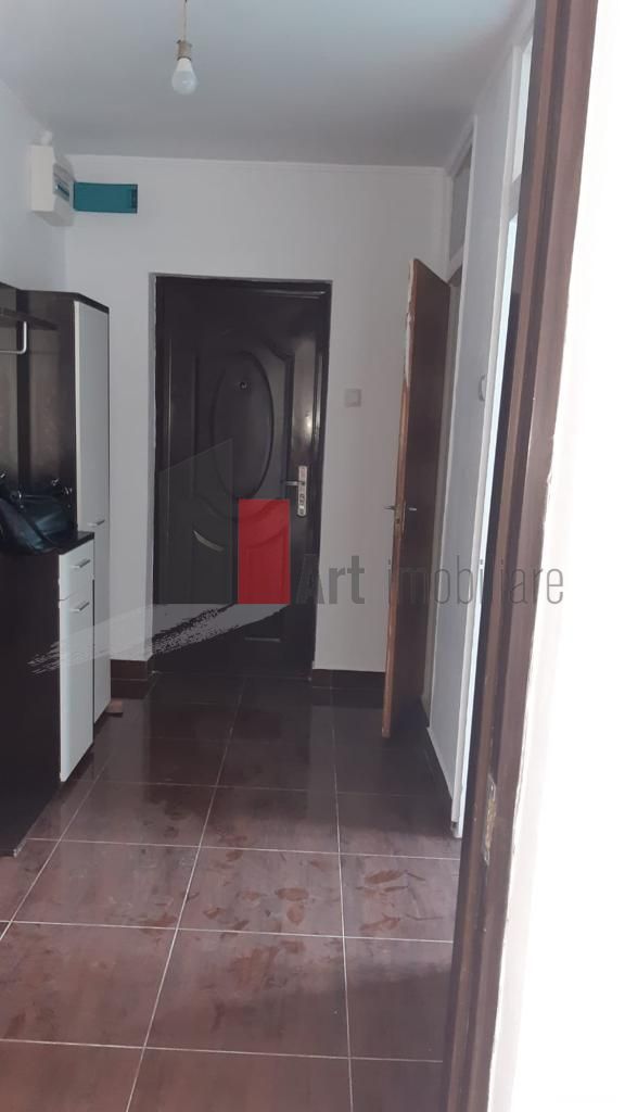 APARTAMENT 3 CAMERE DECOMANDATE SEBASTIAN - Poză 3