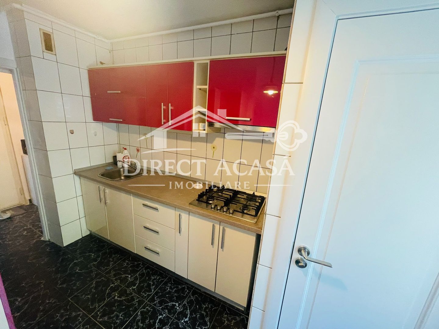Apartament cu 3 camere de inchiriat-Str Transilvania-Zona Tudor - Poză 10