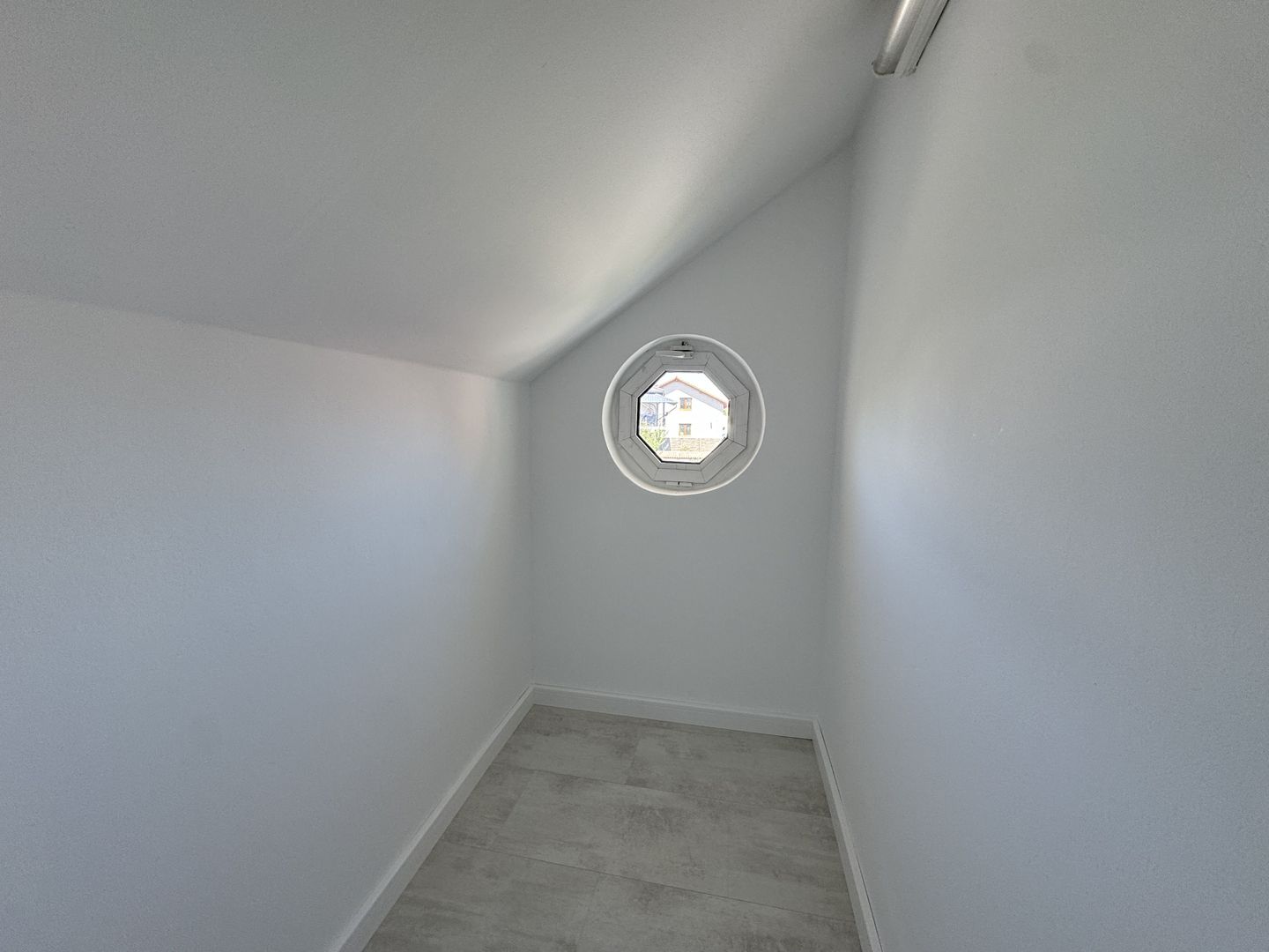 Apartament nr.16 cu 2 camere, boxa si parcare incluse in pret - Poză 15