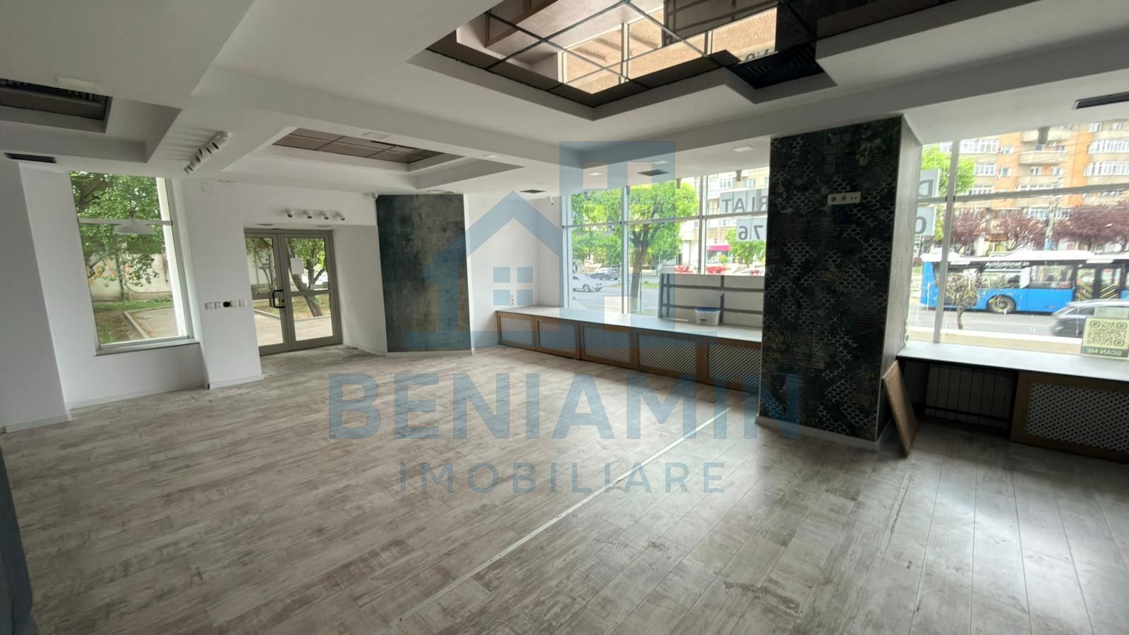 Oportunitate - Spatiu Comercial - Vad - 130-mp - Calea-Bucuresti - Poză 1