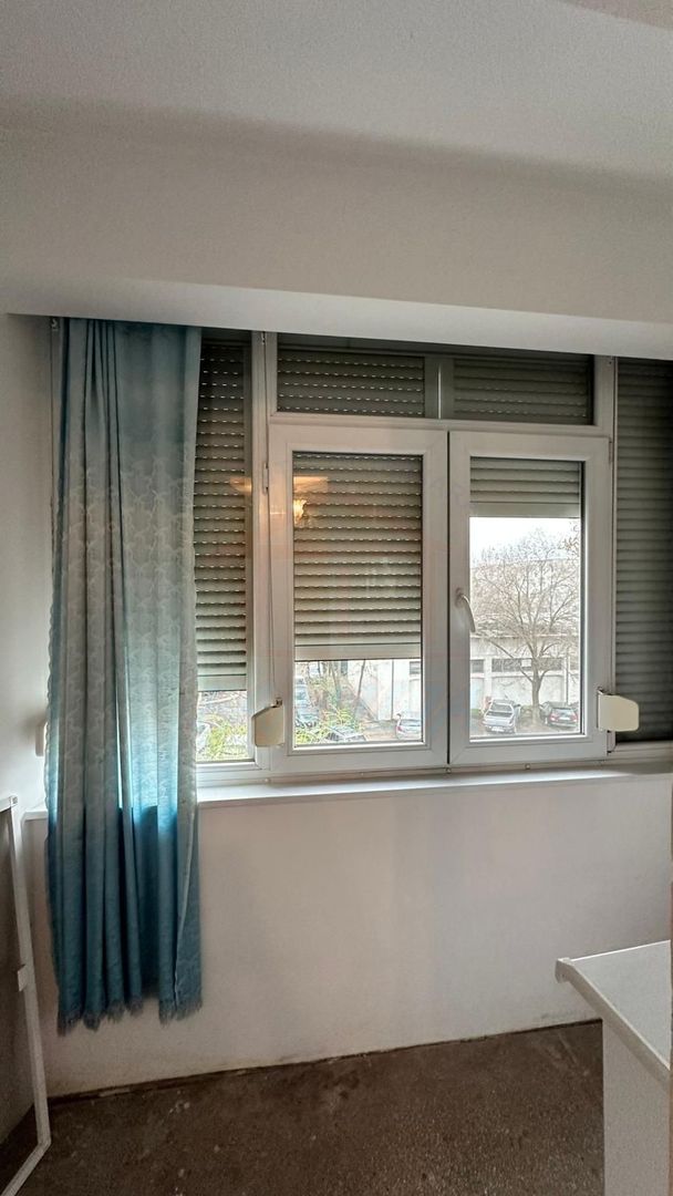 Vanzare Apartament cu 2 camere, zona Micro 13B, etaj 2, pret 63.000 E - Poză 7