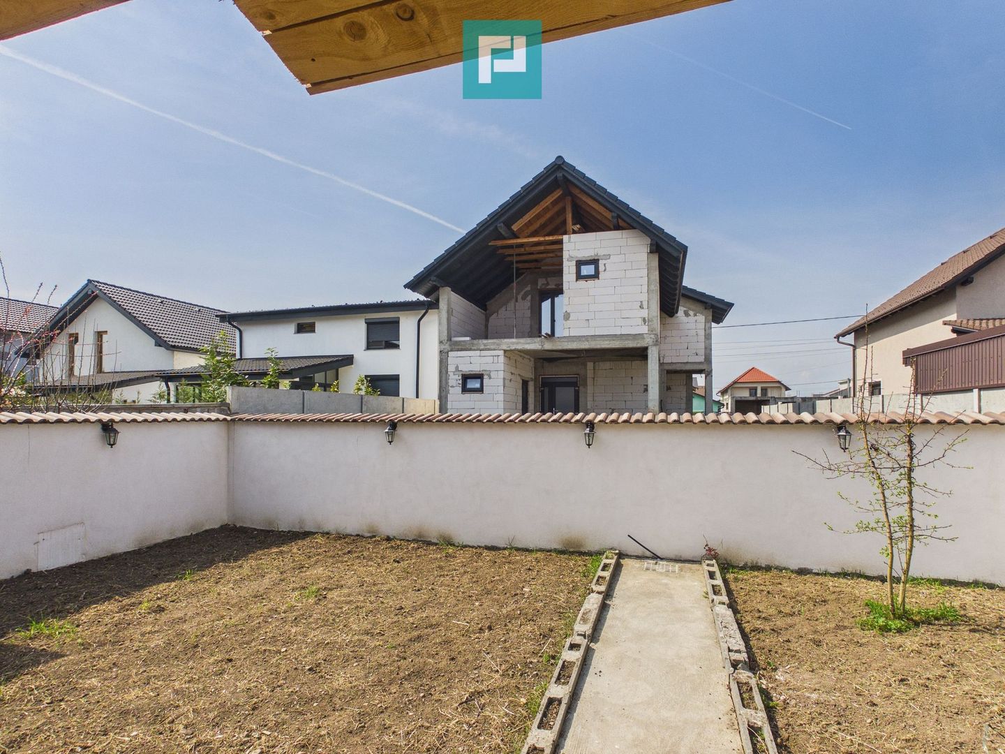 Vilă cu 4 camere in Livada - Poză 3