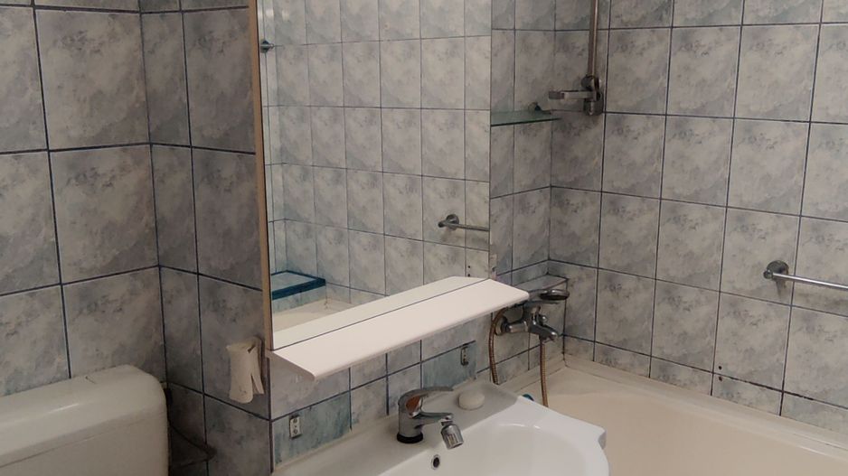APARTAMENT 2 CAMERE ZONA LIPOVEI - Poză 7