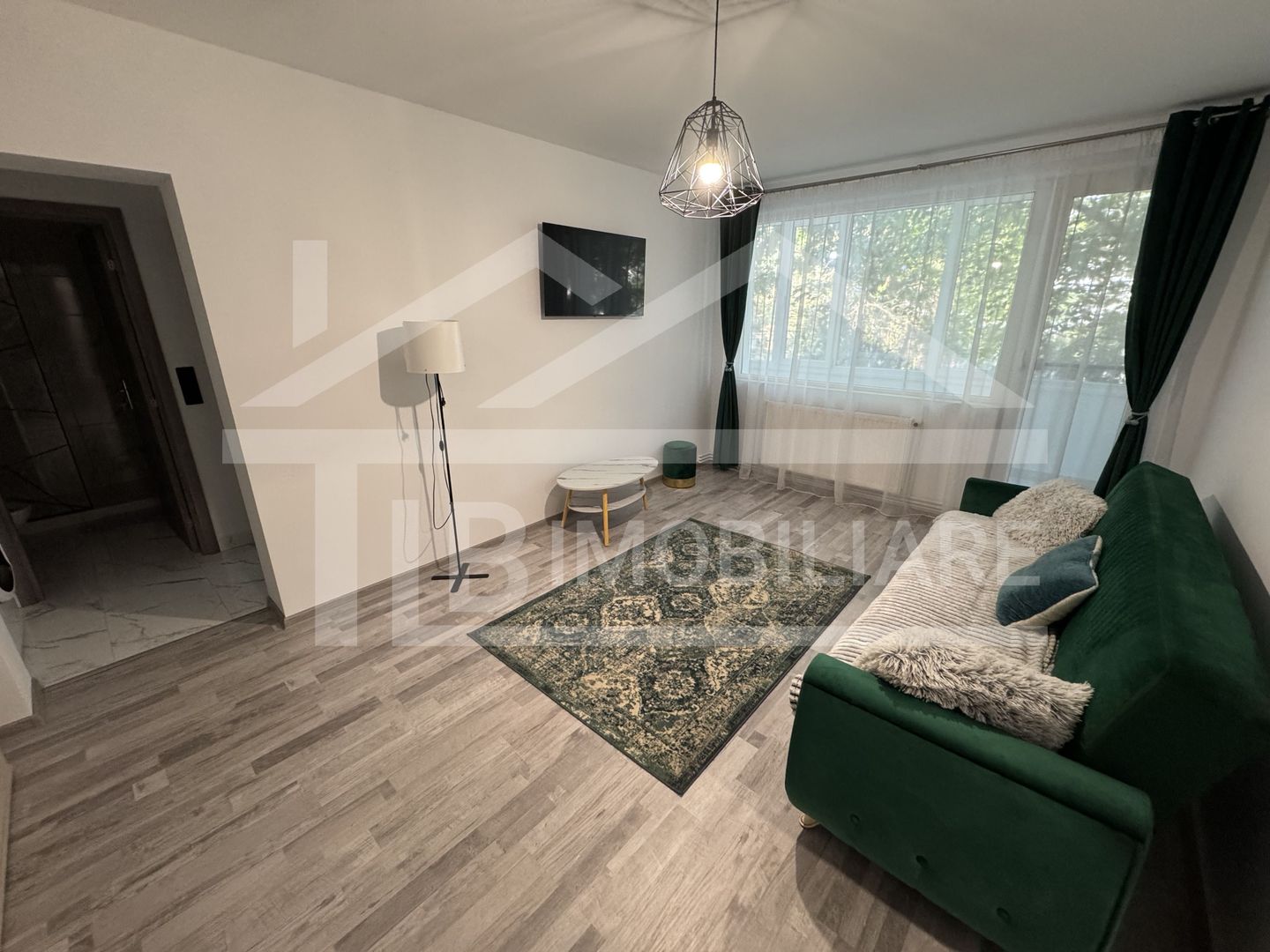Apartament cu 2 camere, 50mp, Zona Aleea Carpati - Poză 1