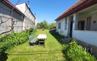 CASA DE VANZARE IN CIUGUD LA 74000 - Poză 2