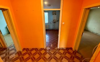 4 decomandate - 80mp - etaj 1 - 2bai - centrala - invesitie - Astra - Poză 10