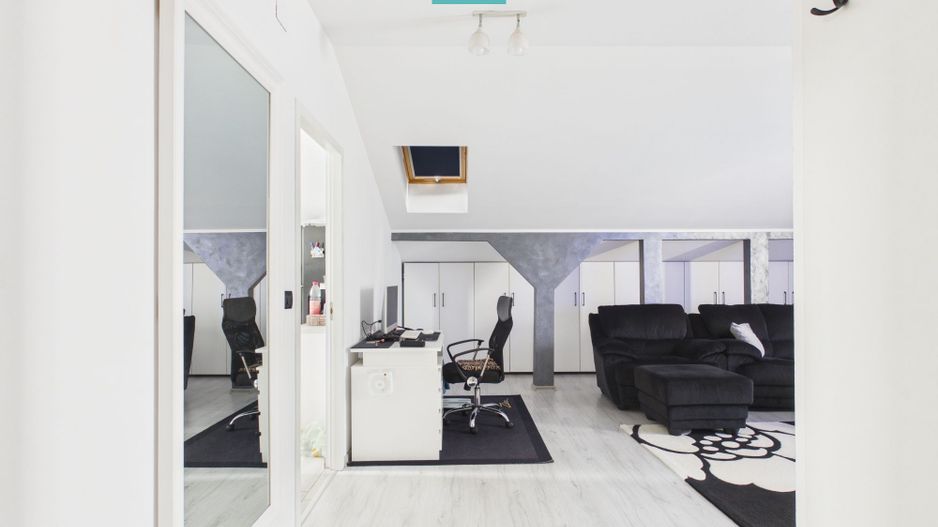 Apartament spațios tip penthouse - Poză 14