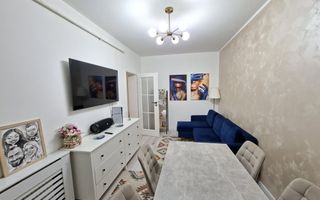 Apartament modern recent renovat 3 camere si parcare privata in Strand - Poză 10