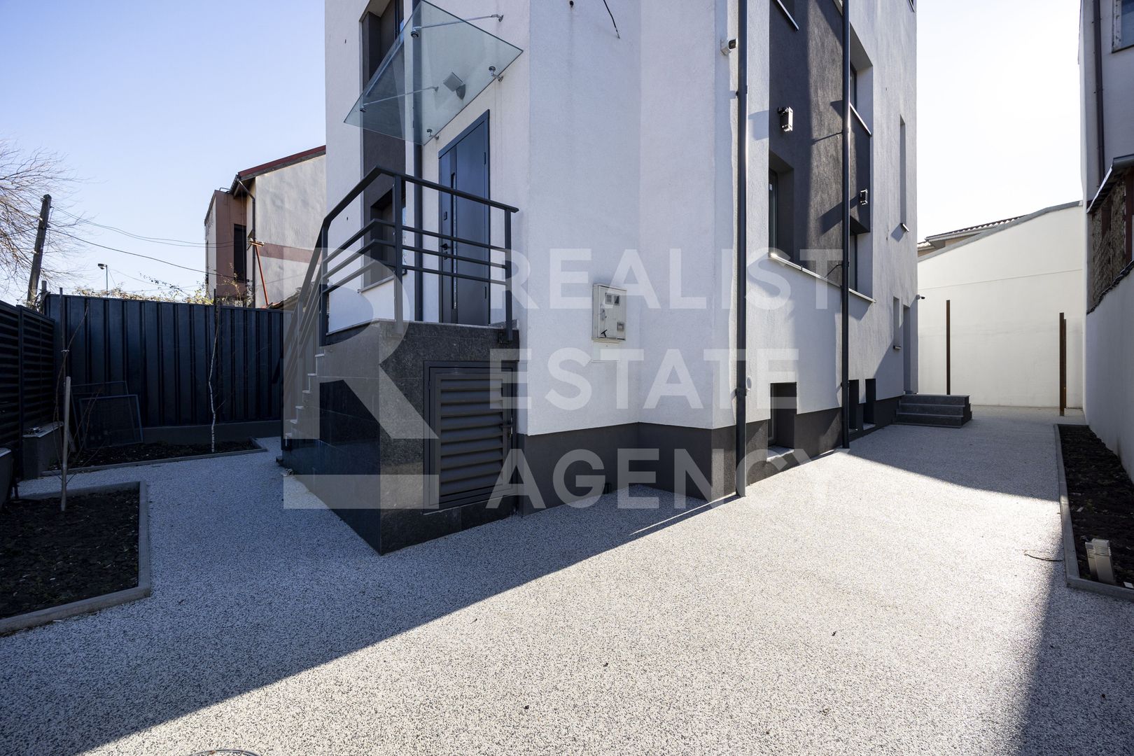 Vânzare, casă, 8 camere, zona 1 Mai, București - Poză 4