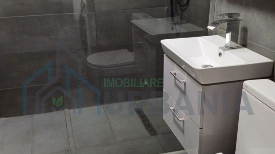 Apartament 3 camere,# - Poză 1