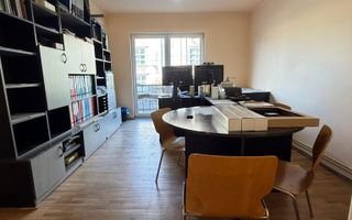 Apartament 2 camere Piata Revolutiei -decomandat, etajul 1 - Poză 2
