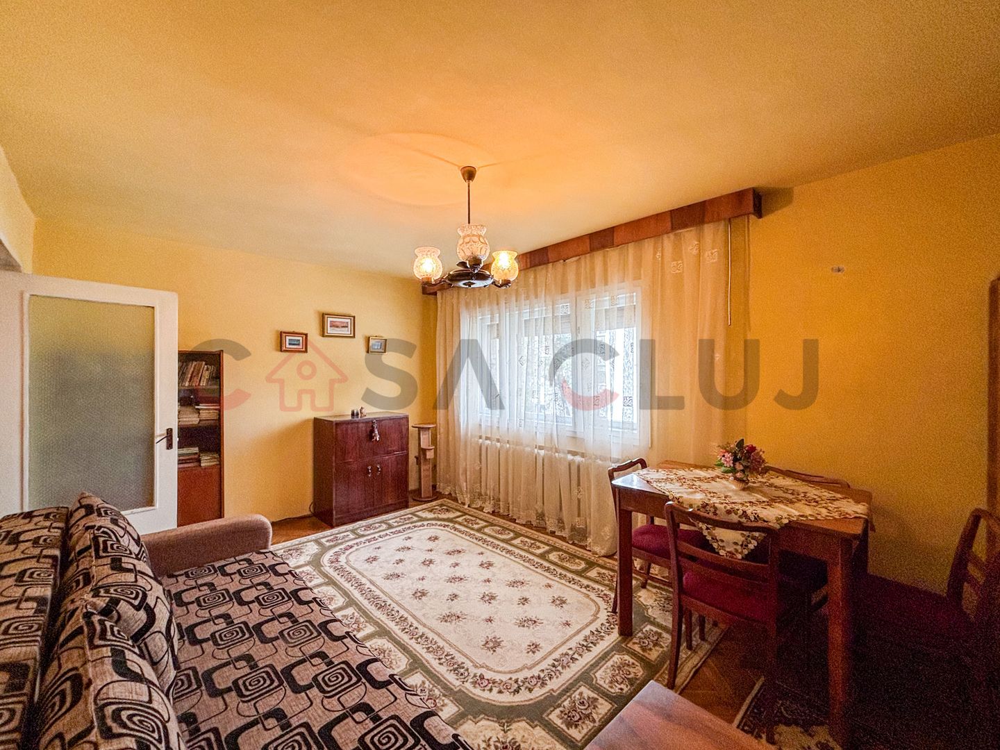 Gheorgheni - 2 camere decomandat la etajul 1 - balcon spatios - Poză 1