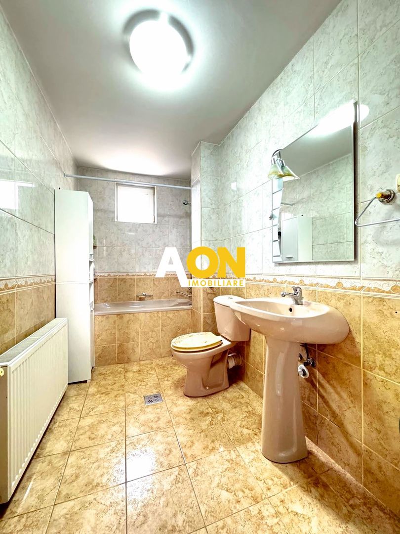 Casa P+1, 912 mp teren, 5 camere, strada asfaltata, zona Lipoveni - Poză 13