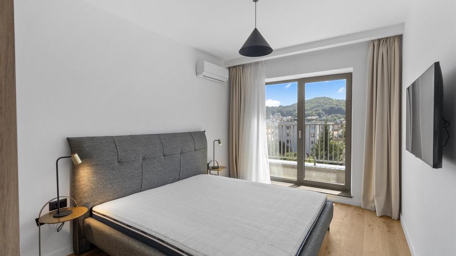 Apartament 25 cam Premium Central | Parcare Subterana si Utilitati incluse - Poză 4