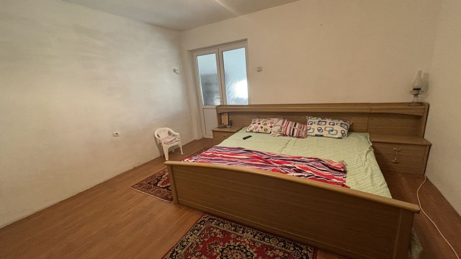 Casa cu 2 apartamente zona Mehala - Poză 12