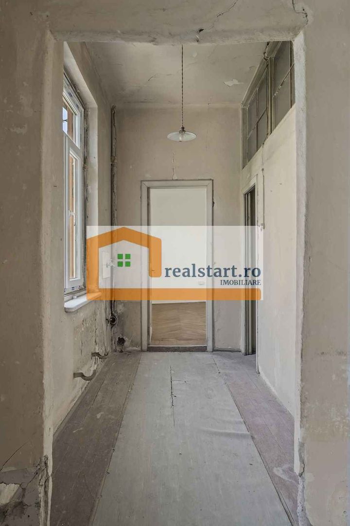 Cartierul Evreiesc, S+P+E+Pod, curte libera 300mp, versatila, - Poză 20