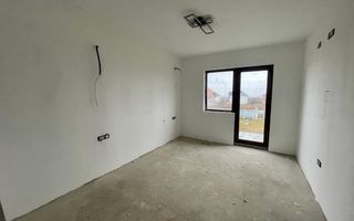 Pensiune cu piscina in constructie - Poză 8