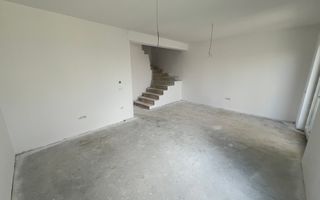 Duplex 4 camere cu etaj | 2 bai | Giroc - Poză 4