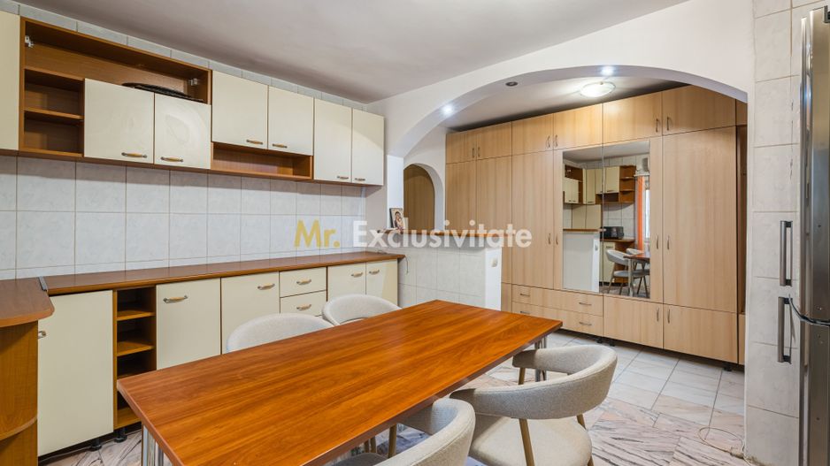 4 camere cu boiler, 13 Septembrie - Poză 16