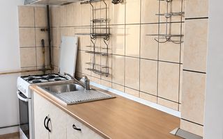 Soarelui | Școala Generală 30 | 2 camere | Balcon închis - Poză 1