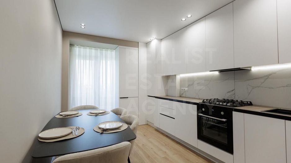 Vânzare, apartament, 3 camere, str. Vasile Lupu, Buiucani - Poză 4