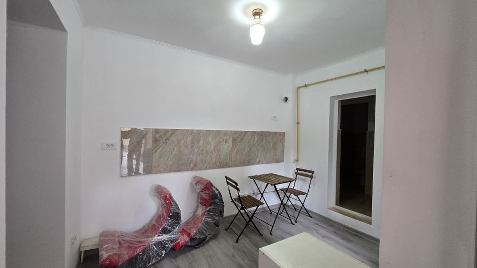 Casa renovata 105mp utili si curte libera 45mp -Eroii Revolutiei - Poză 17