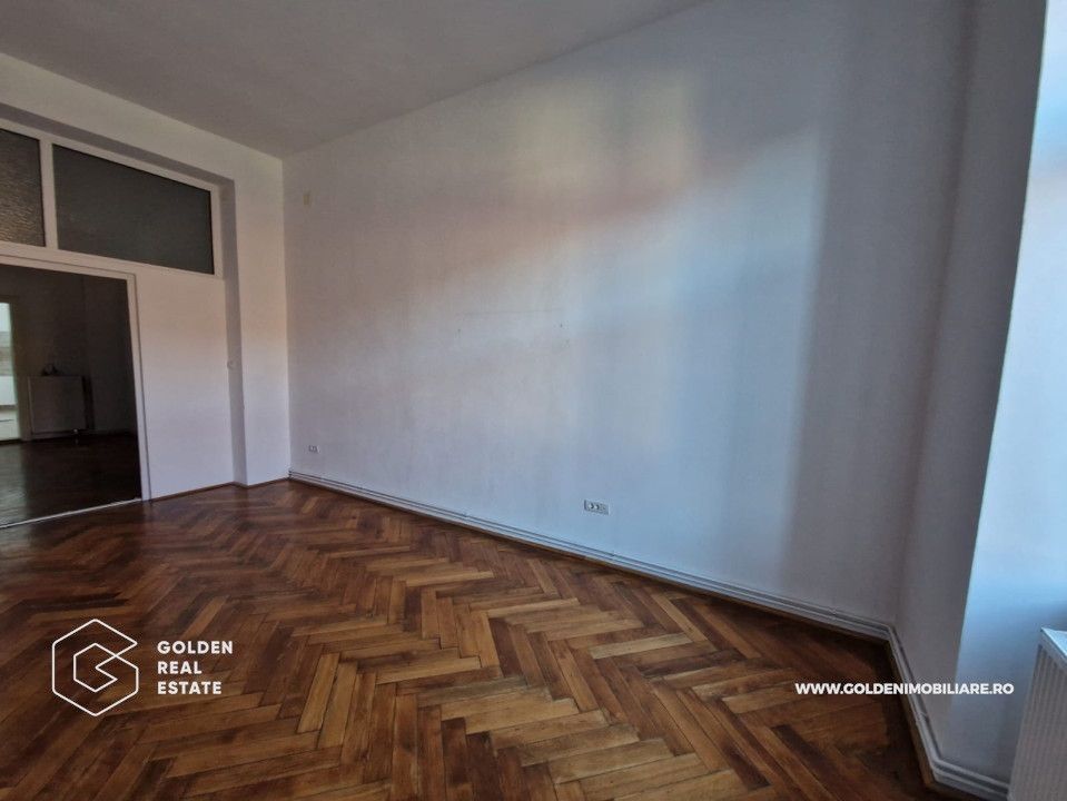 Apartament 2 camere, renovat, ultracentral - cladirea Catedralei Catolice - Poză 4
