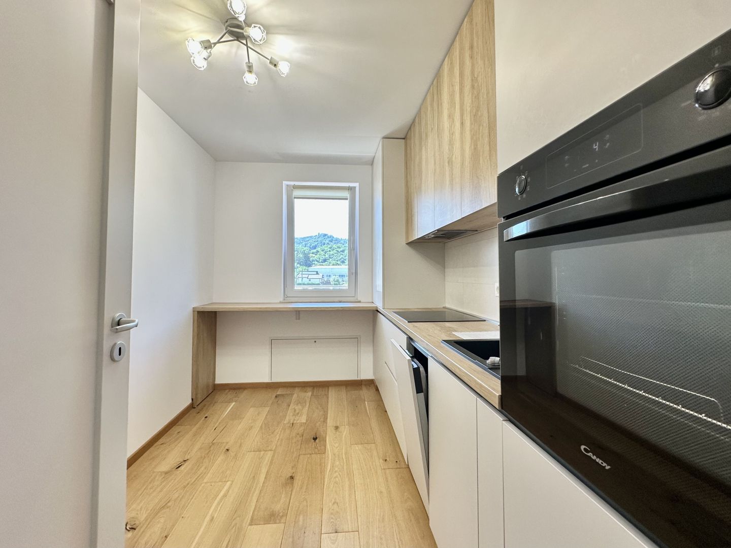 Apartament cu 3 camere decomandat de inchiriat, Urban Plaza - Poză 4