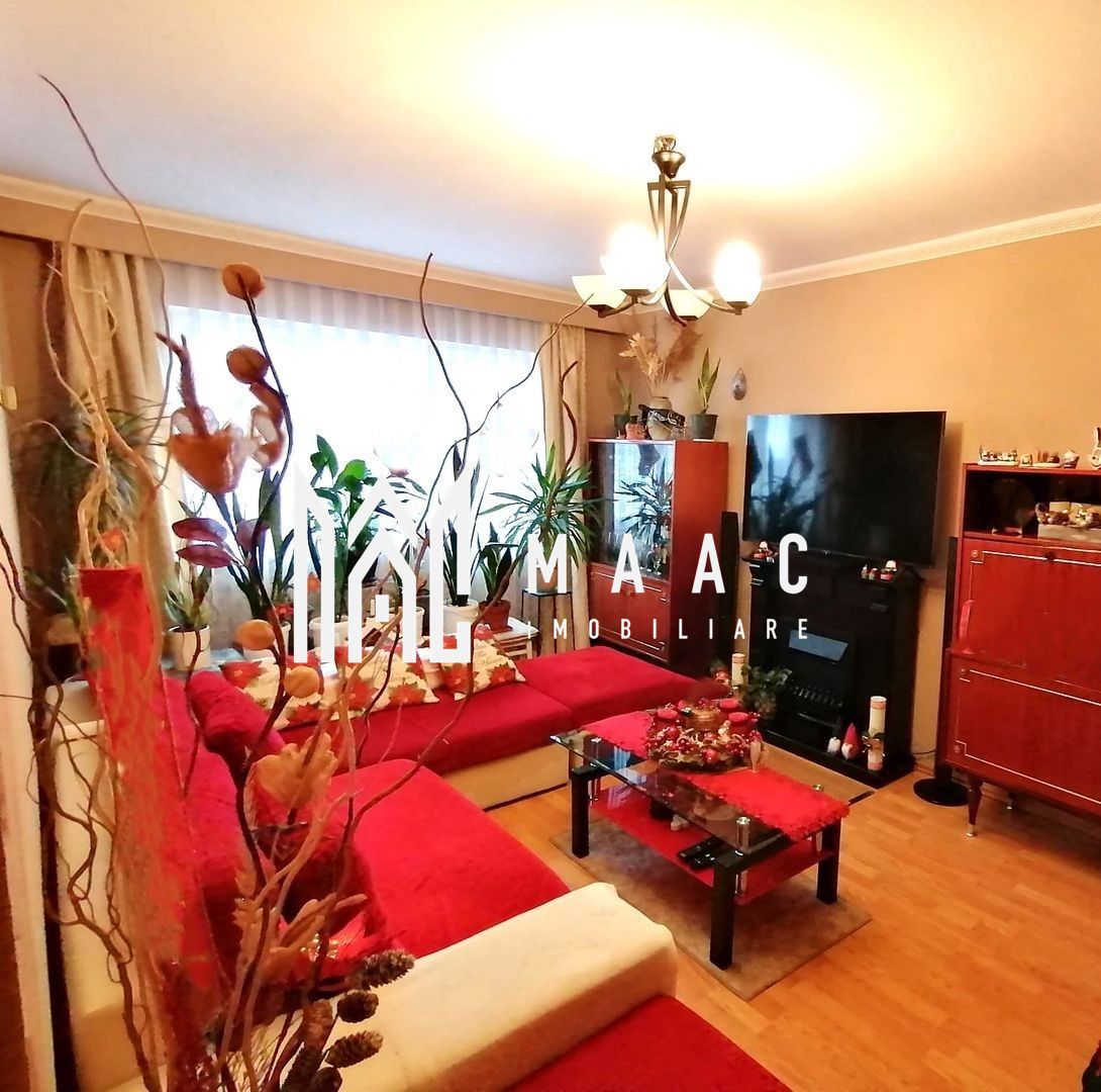 Apartament 3 camere I Decomandat I Zona Vasile Aaron - Poză 1