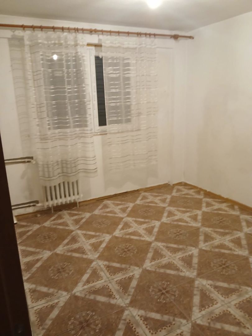 BRASADAS inchiriaza apartament 2 Camere LUICA - Poză 1