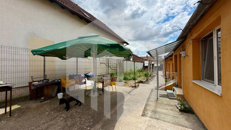 Casa+teren-Str. Kogălniceanu, Piață Cluj- 313 mp teren - Poză 1
