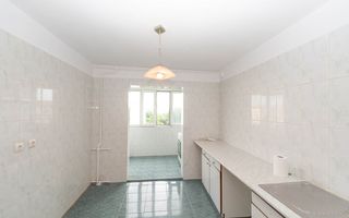 Apartament 3 camere de vanzare, decomandat, 2 bai, loc parcare, 1980 - Poză 9