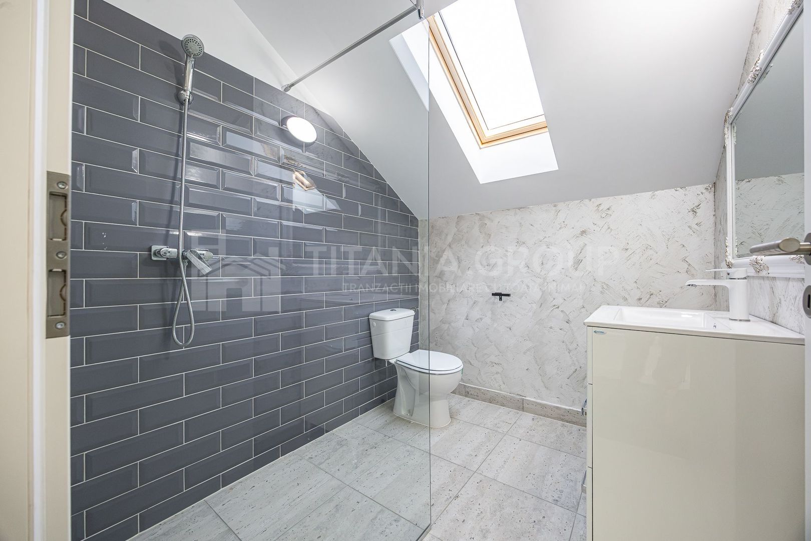 Vila 5 dormitoare | Pensiune | Proprietate versatilă în Marcus, Brașov - Poză 10