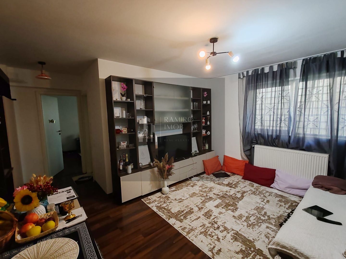 APARTAMENT 2 CAMERE, 1 DECEMBRIE/TRAPEZULUI, MOBILAT-UTILAT, CENTRALA - Poză 2