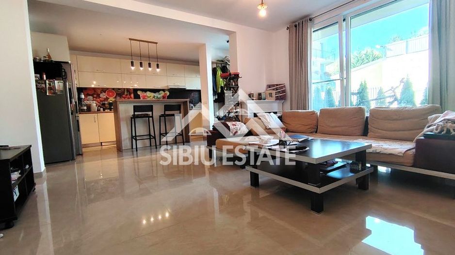 Casa la pret de apartament , Cristian, SIbiu - Poză 1